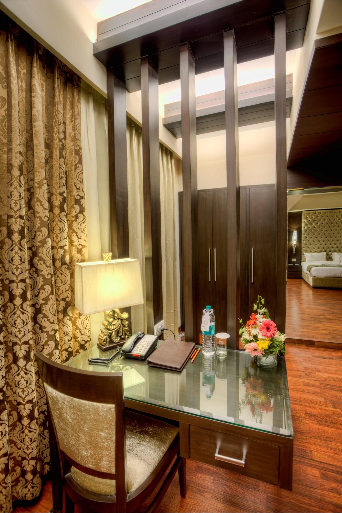 Mercure Chandigarh Tribune Chowk Exterior photo